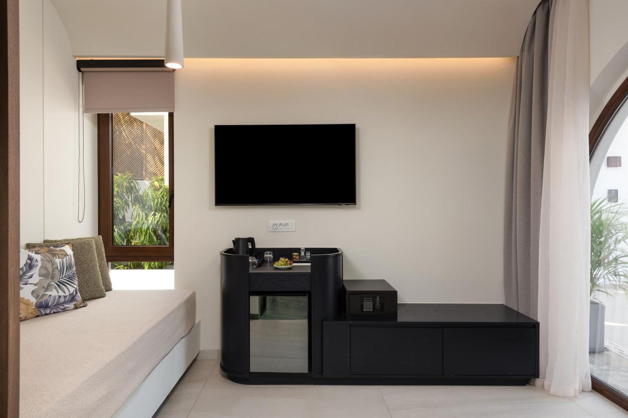Elounda Stories Boutique Hotel Exterior photo